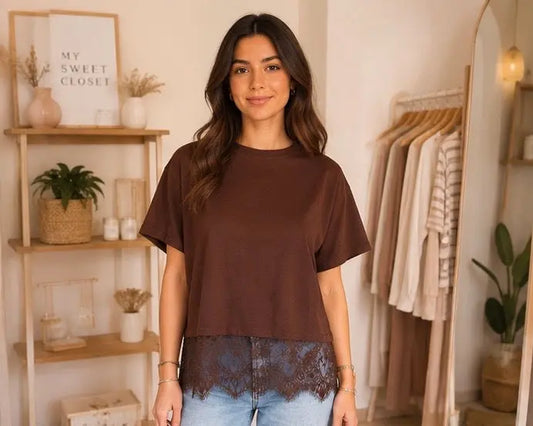 T-shirt avec dentelle Chocolat - Taille unique (34 - 40) My Sweet Closet