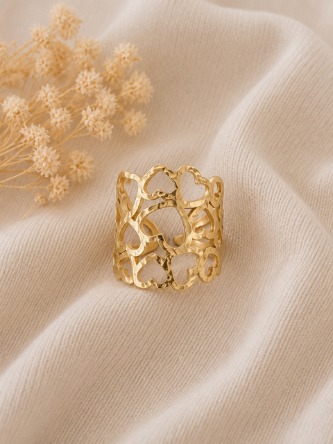 Bague dorée manchette cœurs ajourés My Sweet Closet